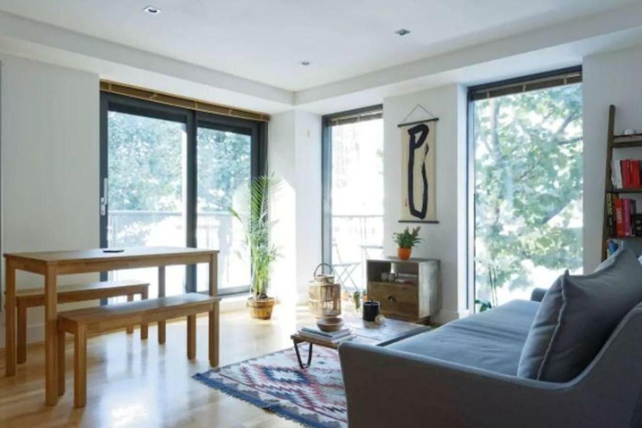 Peaceful Modern 2 Bedroom Flat With Water Views 伦敦 外观 照片