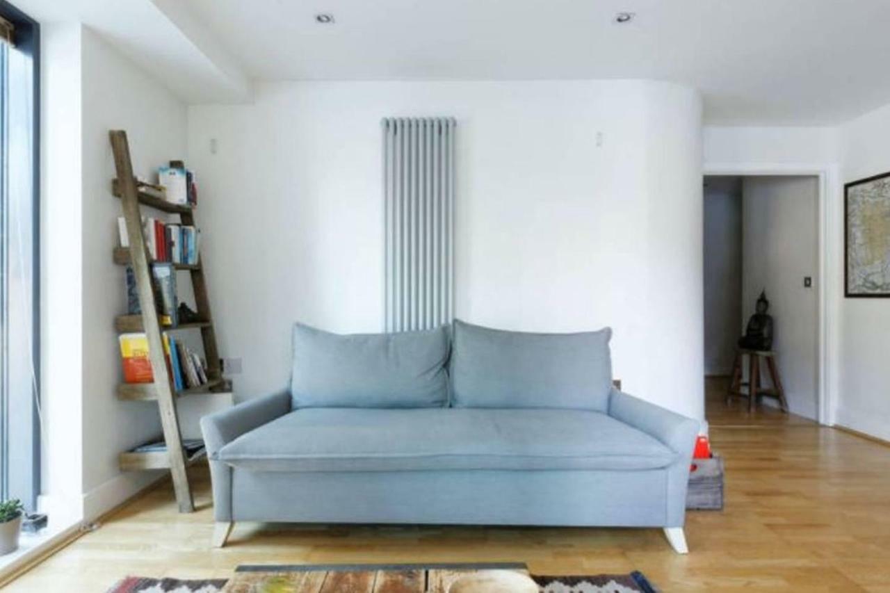 Peaceful Modern 2 Bedroom Flat With Water Views 伦敦 外观 照片
